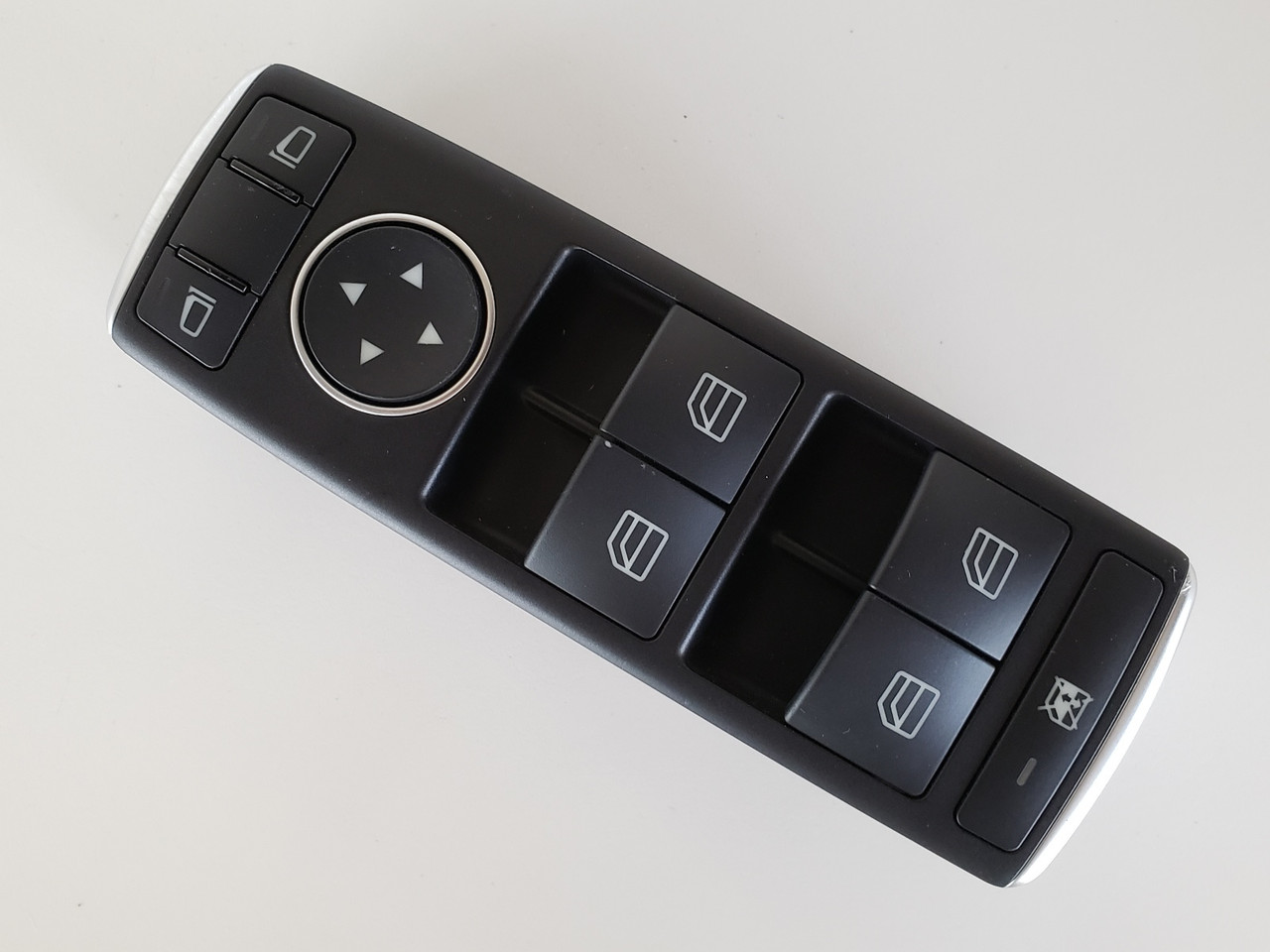 14-17 Mercedes CLA250 166 905 43 00 Drivers Side Left Master Window Switch OEM 14-17 Mercedes CLA250 166 905 43 00 Drivers Side Left Master Window Switch OEM