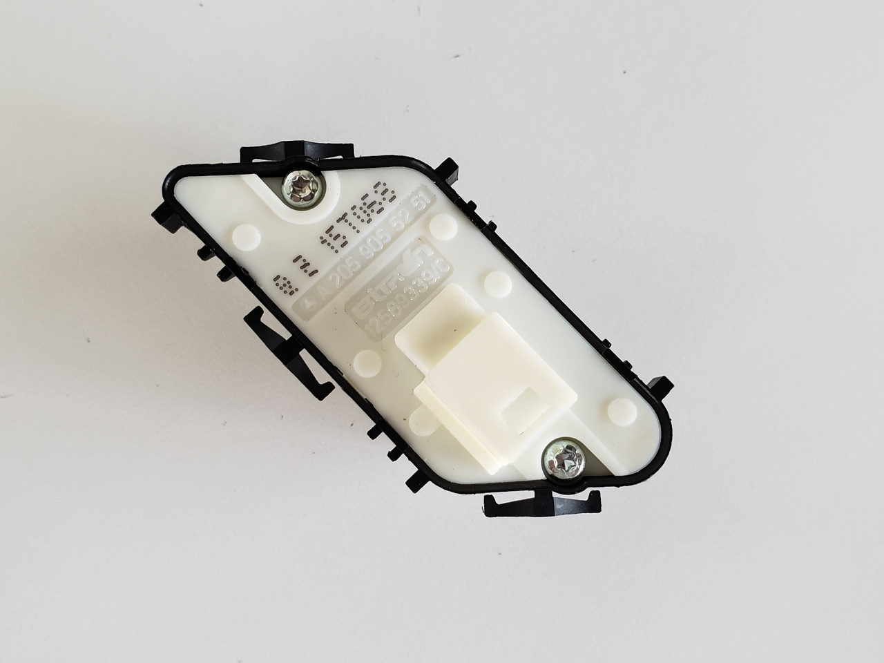 15-16 Mercedes Benz C300 A 205 905 52 51 Door Lock Switch OEM 15-16 Mercedes Benz C300 A 205 905 52 51 Door Lock Switch OEM