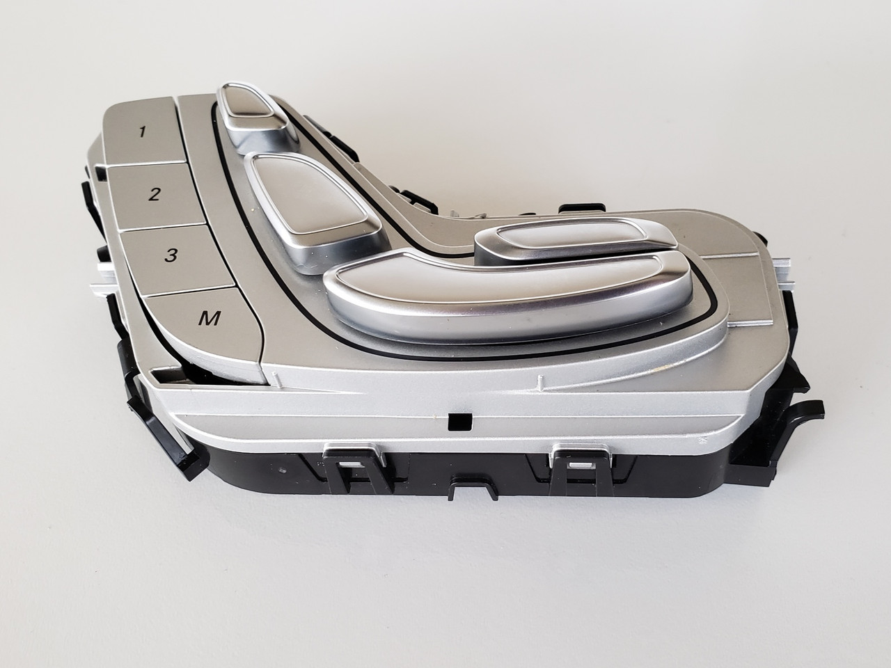 15-18 Mercedes Benz C300 2059056651 Left Driver Seat Adjustment Switch OEM 15-18 Mercedes Benz C300 2059056651 Left Driver Seat Adjustment Switch OEM