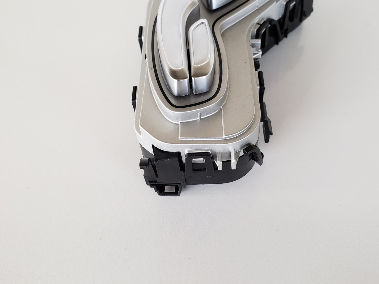 15-18 Mercedes Benz C300 2059056651 Left Driver Seat Adjustment Switch OEM 15-18 Mercedes Benz C300 2059056651 Left Driver Seat Adjustment Switch OEM