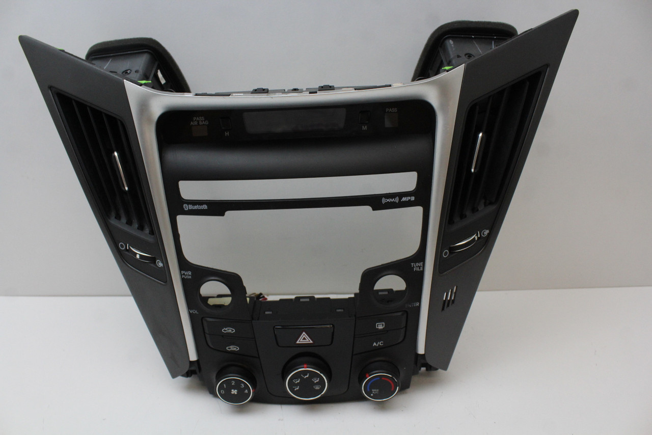 2014 14 Hyundai Sonata 97250-3Q030 Climate Control Bezel Panel Temperature A/C 2014 14 Hyundai Sonata 97250-3Q030 Climate Control Bezel Panel Temperature A/C