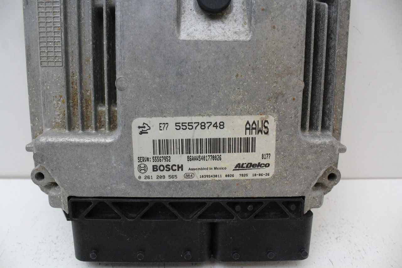 10 11 Cadillac SRX 55567952 Computer Brain Engine Control ECU ECM EBX Module