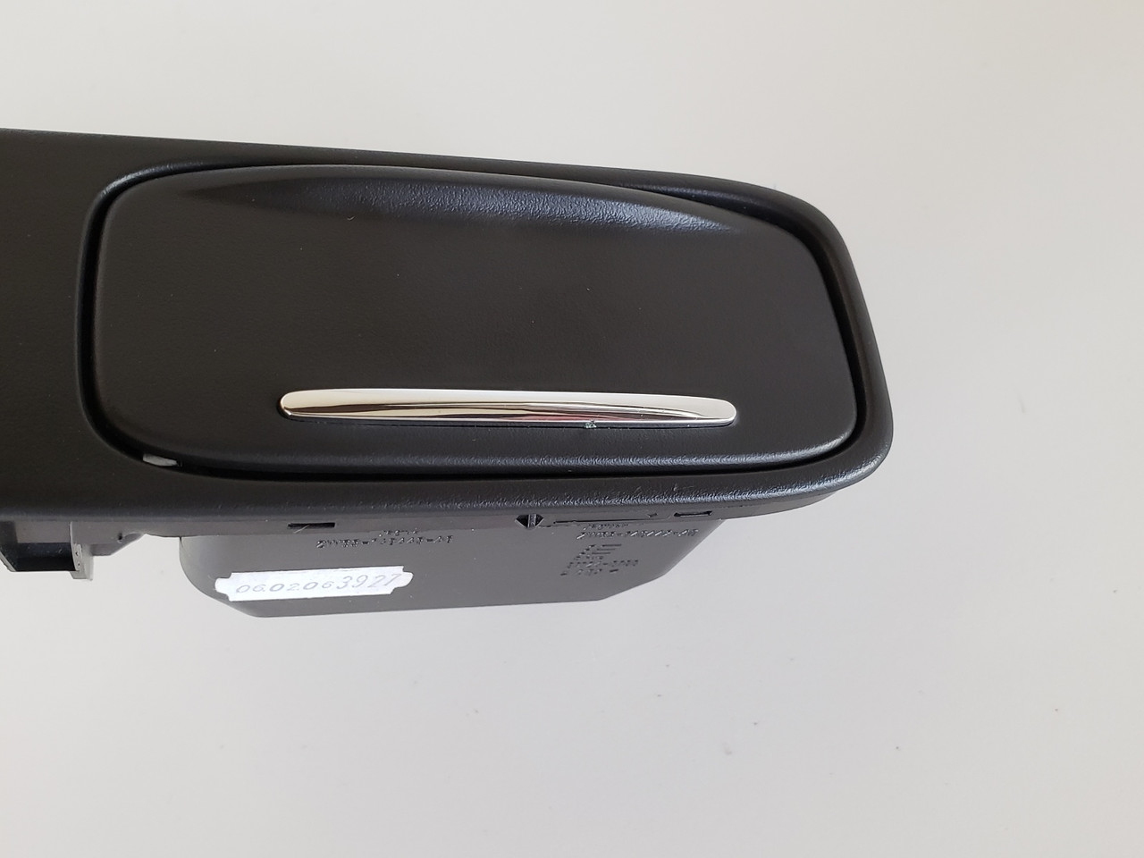 03-07 Jaguar XJ8 2W93-14717-AA Left Rear Passenger Window Switch