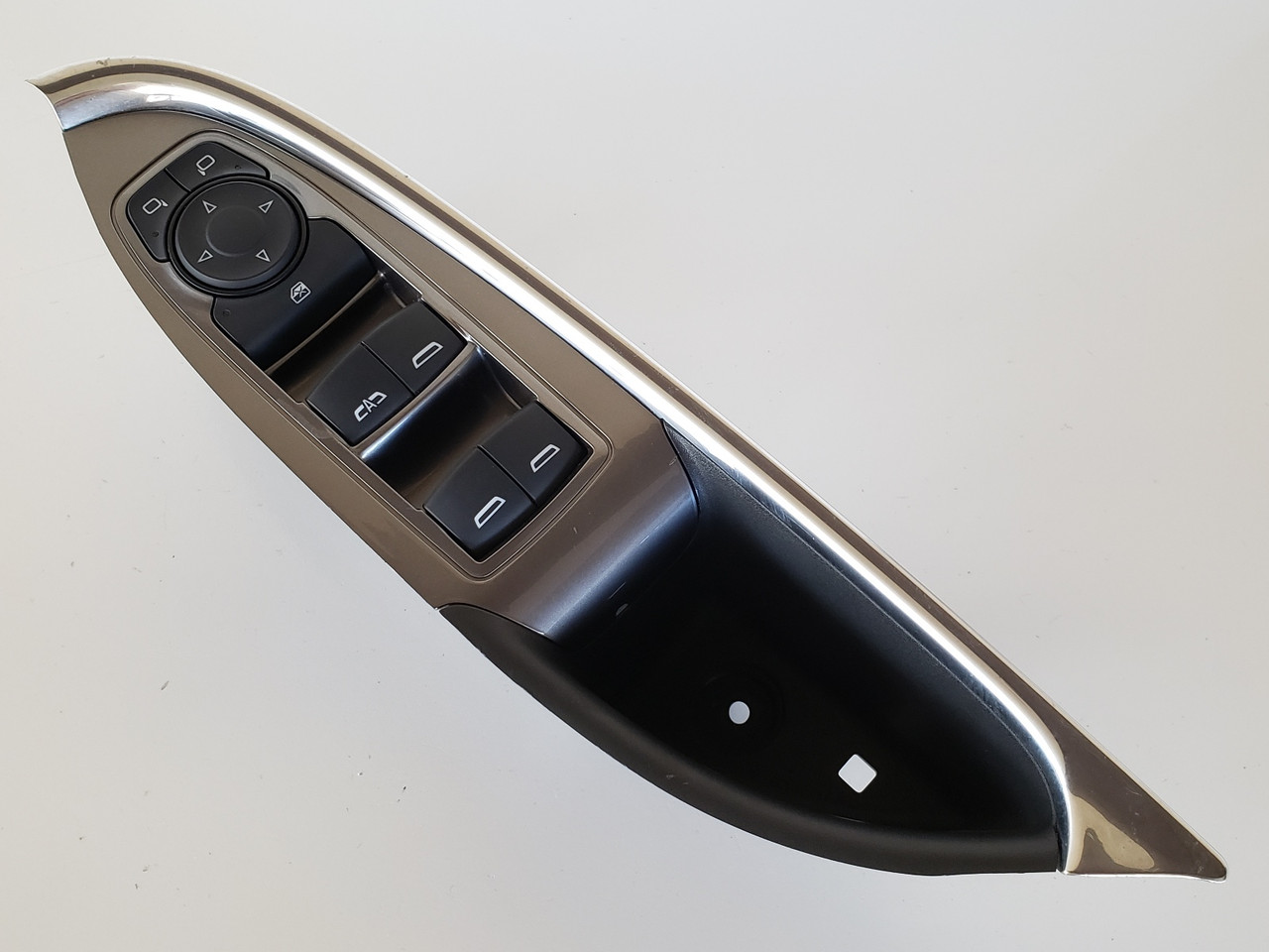 16-19 Chevy Malibu 84139693 Drivers Side Left Master Window Switch OEM 16-19 Chevy Malibu 84139693 Drivers Side Left Master Window Switch OEM