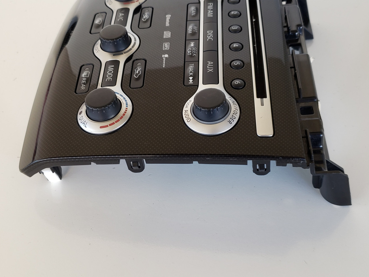 10 Maxima 25391ZX70B Audio Climate Control Panel Temperature Unit