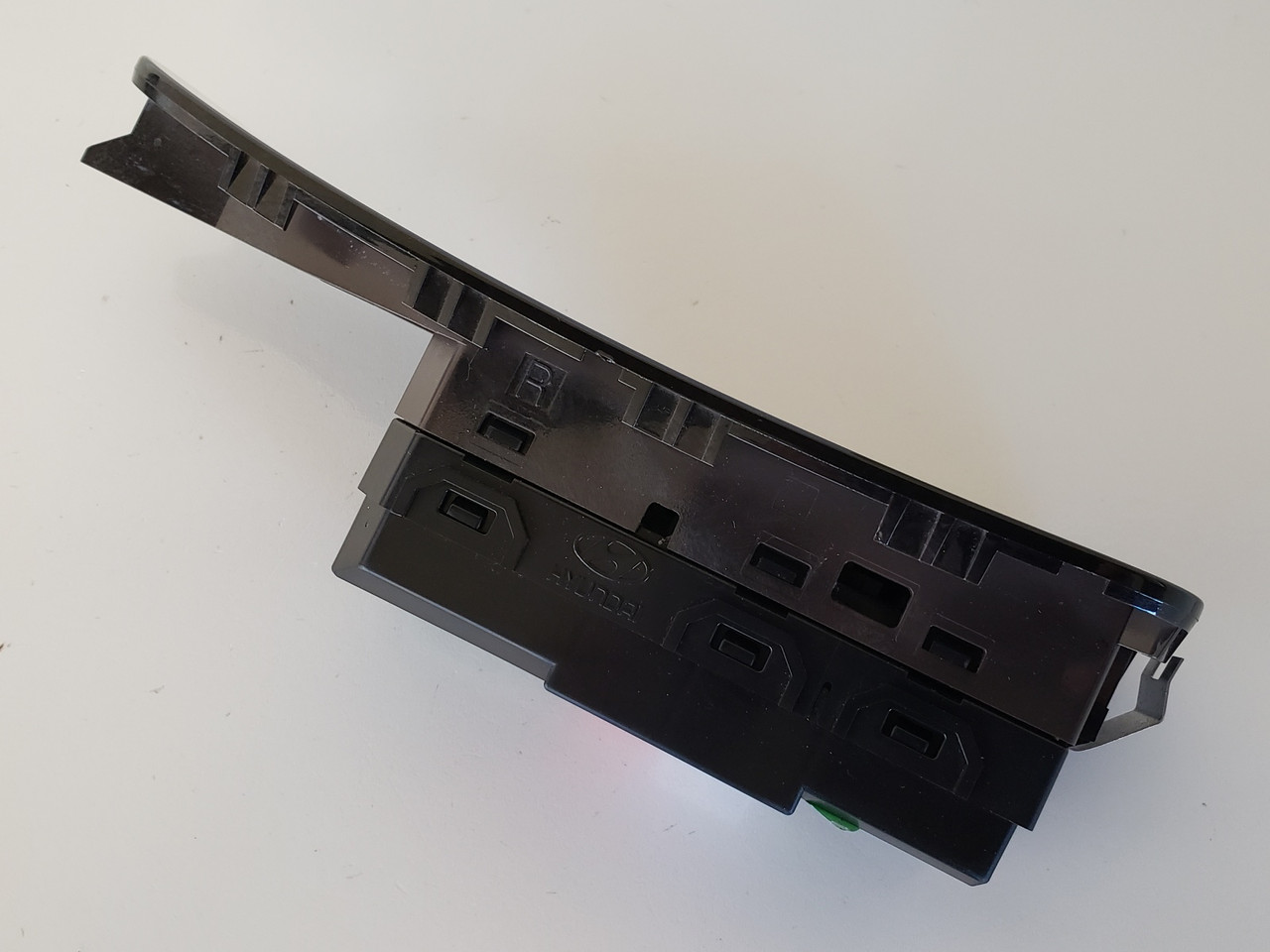 08-14 Genesis Sedan 93580-3M300PB2 Right Rear Passenger Window Switch OEM