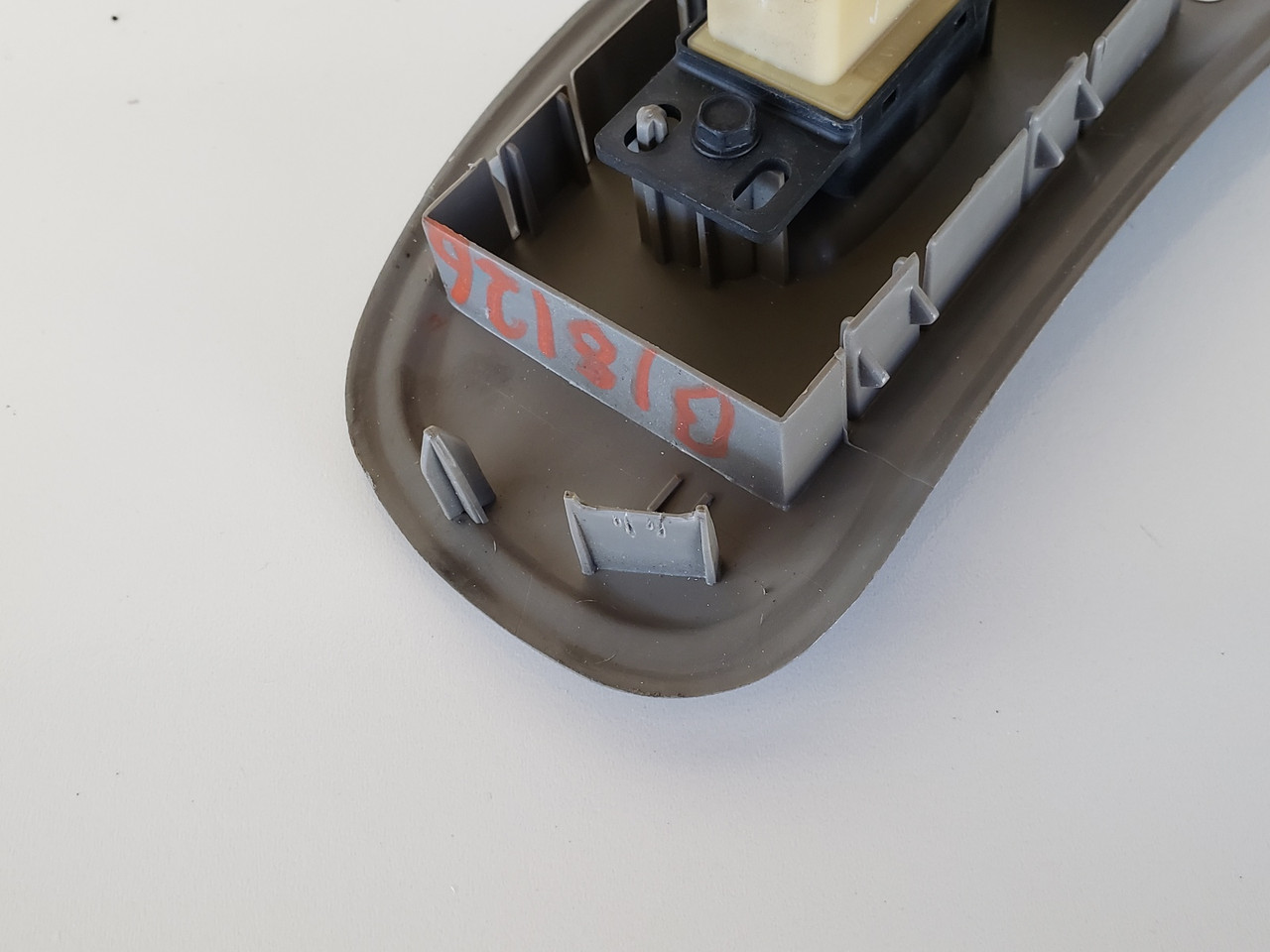 01-07 Chrysler Town & Country 0SB731L5AB Right Front Passenger Window Switch OEM