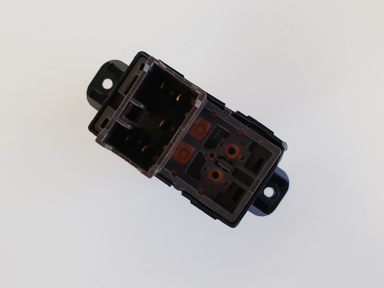 10-13 Kia Forte 93580-1M000 Left & Right Rear Passenger Window Switch OEM 10-13 Kia Forte 93580-1M000 Left & Right Rear Passenger Window Switch OEM