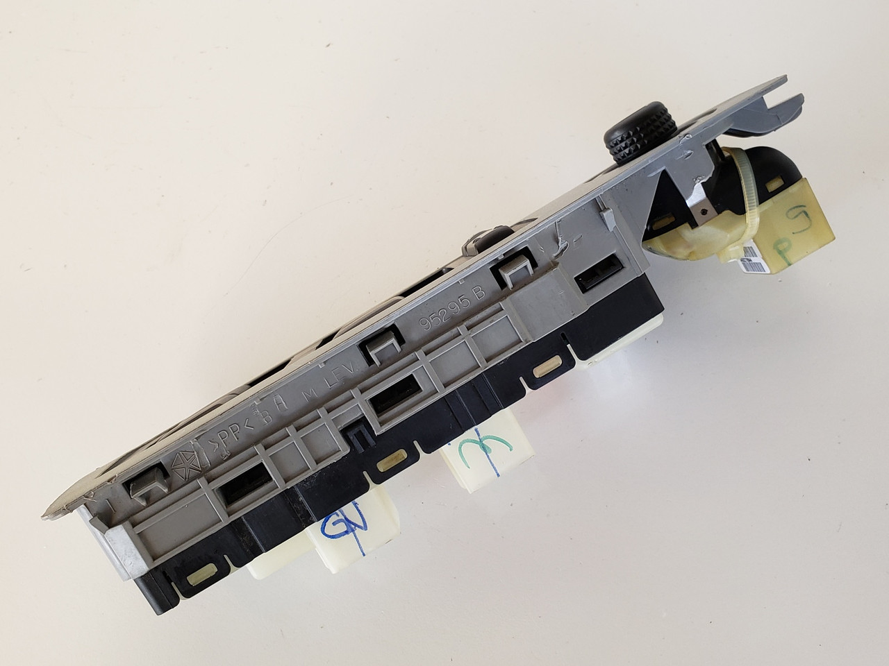 07-10 Chrysler 300 P04602780AA Drivers Side Left Master Window Switch OEM