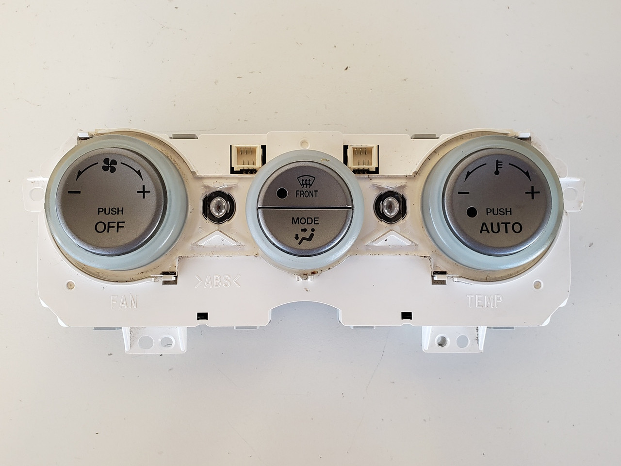 03-08 Mazda 6 503722-3335 Climate Control Panel Temperature Unit A/C Heater