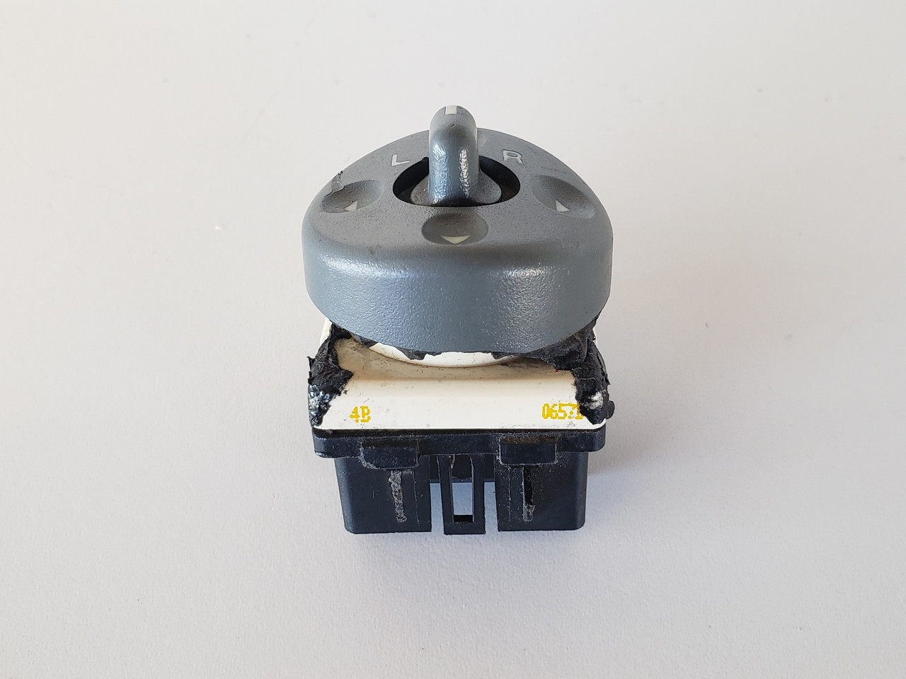 Chevrolet Chevy Blazer Drivers Side Left Master Mirror Switch OEM