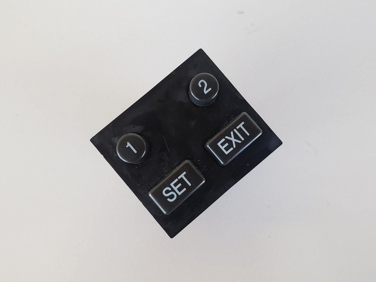 97-99 Cadillac Deville 3544507 Seat Memory Control Switch OEM 97-99 Cadillac Deville 3544507 Seat Memory Control Switch OEM