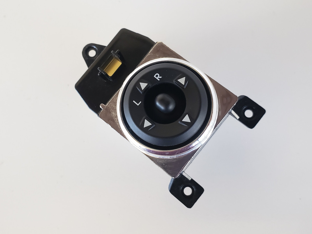 11-13 Hyundai Elantra 299109952 Drivers Side Left Master Mirror Switch OEM 11-13 Hyundai Elantra 299109952 Drivers Side Left Master Mirror Switch OEM