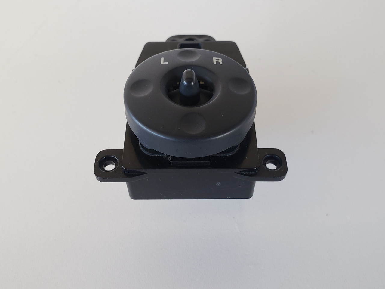 07-12 Kia Rondo Drivers Side Left Master Mirror Switch OEM