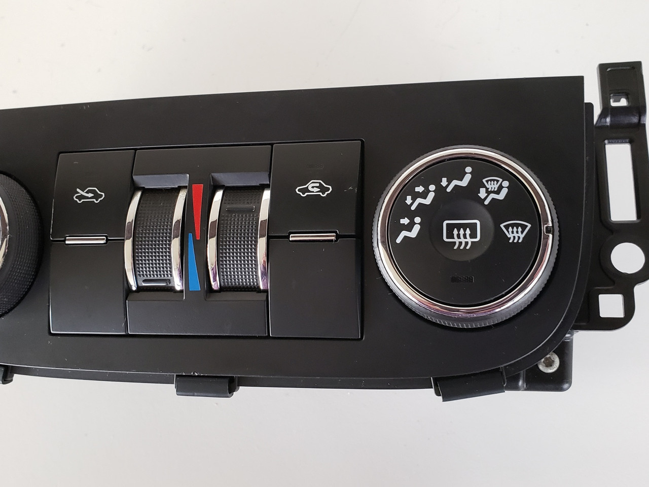 06-11 Impala "For Parts" 15909084 Climate Control Panel Temp Unit A/C Heater