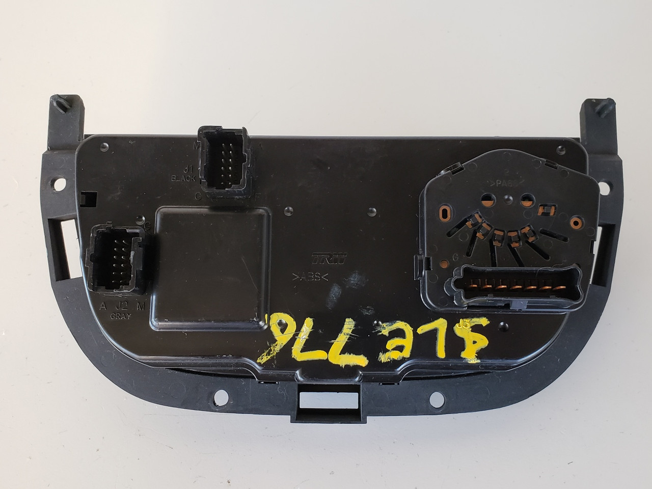 05-06 Pontiac Montana 15251147 Climate Control Panel Temperature Unit A/C Heater