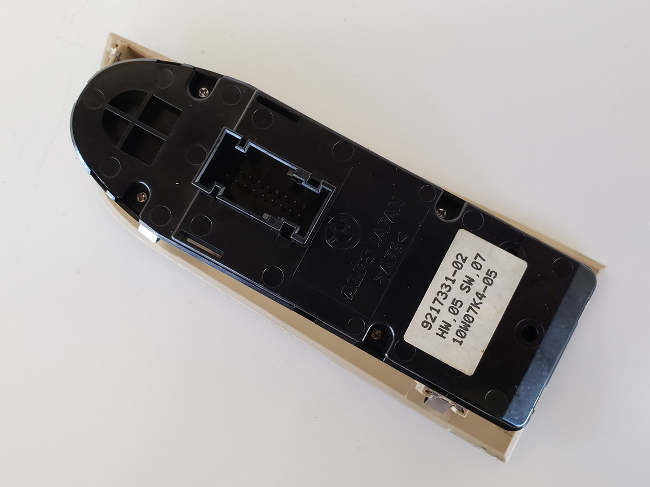 06 Bmw 328i 9217331 Drivers Side Left Master Window Switch OEM