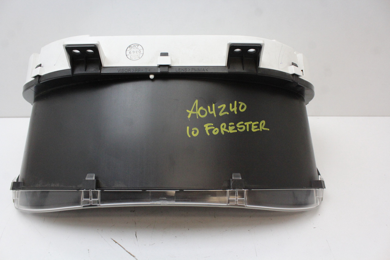2010 10 Subaru Forester 85002SC180 Speedometer Instrument Cluster Gauges 50K