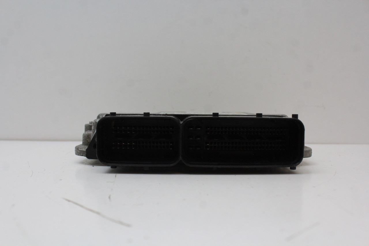 13 14 Volkswagen Passat 07K 906 055 CS Computer Engine Control ECU ECM Module