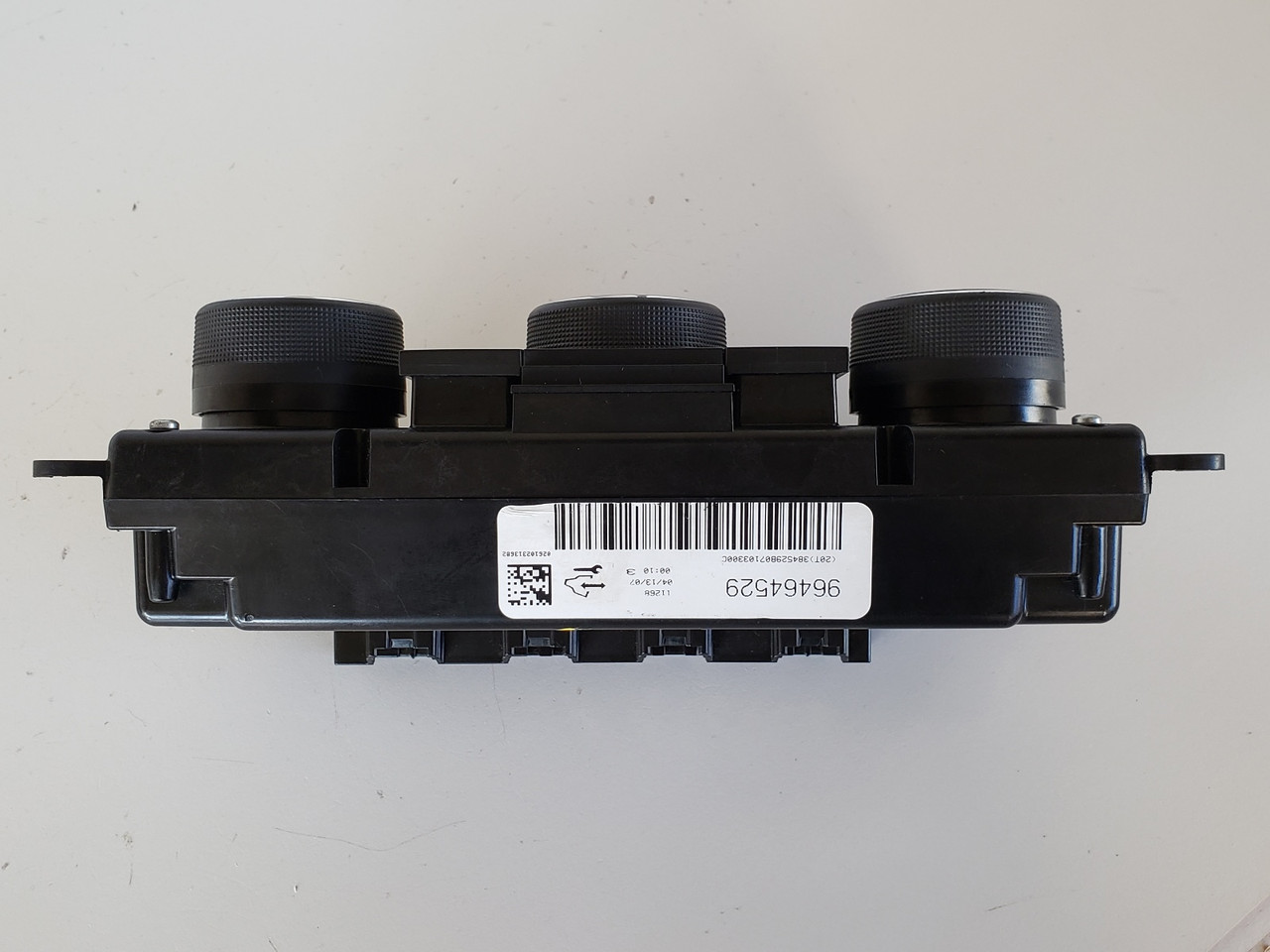 08-10 Saturn Vue 96464529 Climate Control Panel Temperature Unit A/C Heater