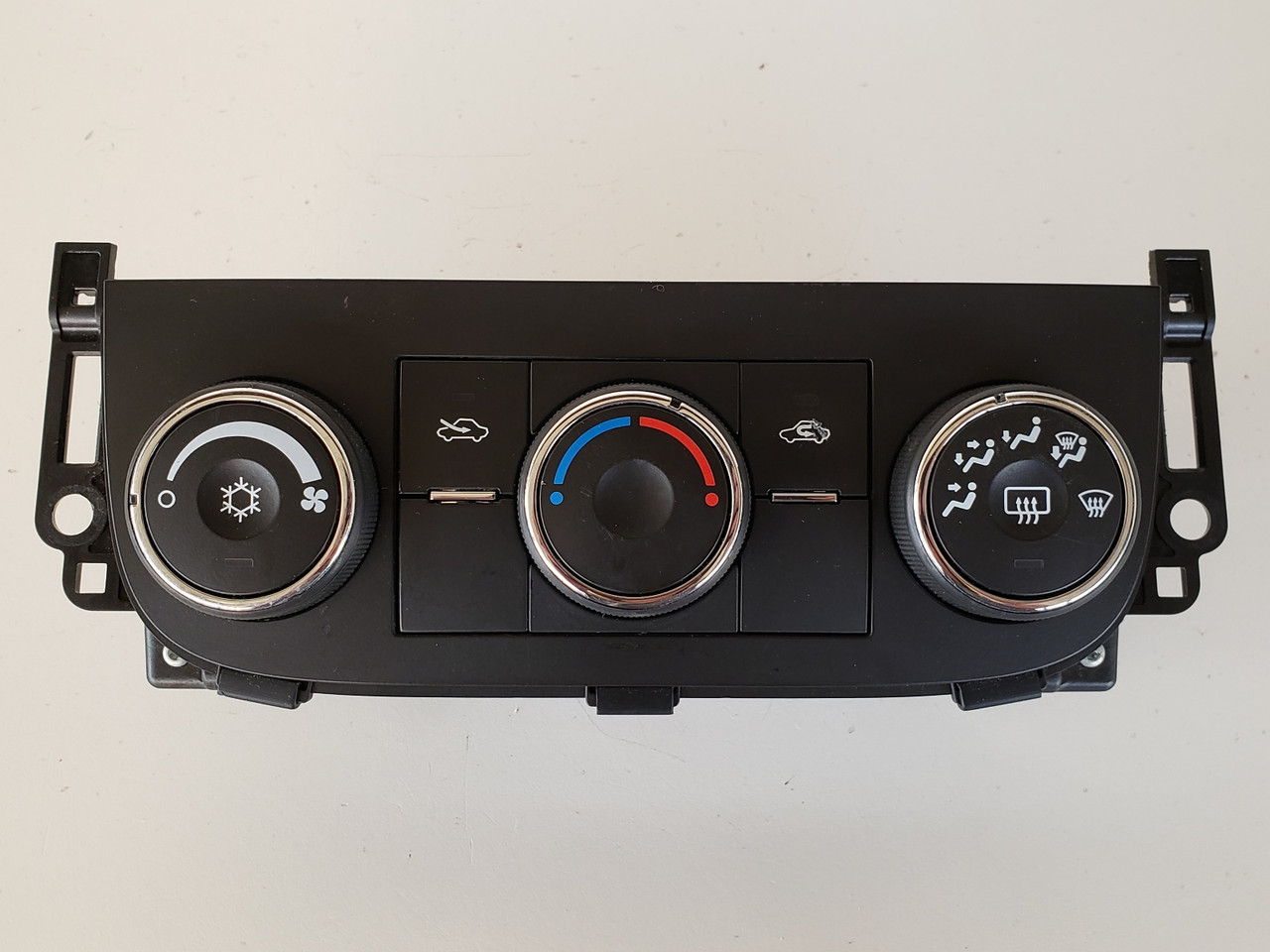 06-08 Chevy Impala 15909093 Climate Control Panel Temperature Unit A/C Heater