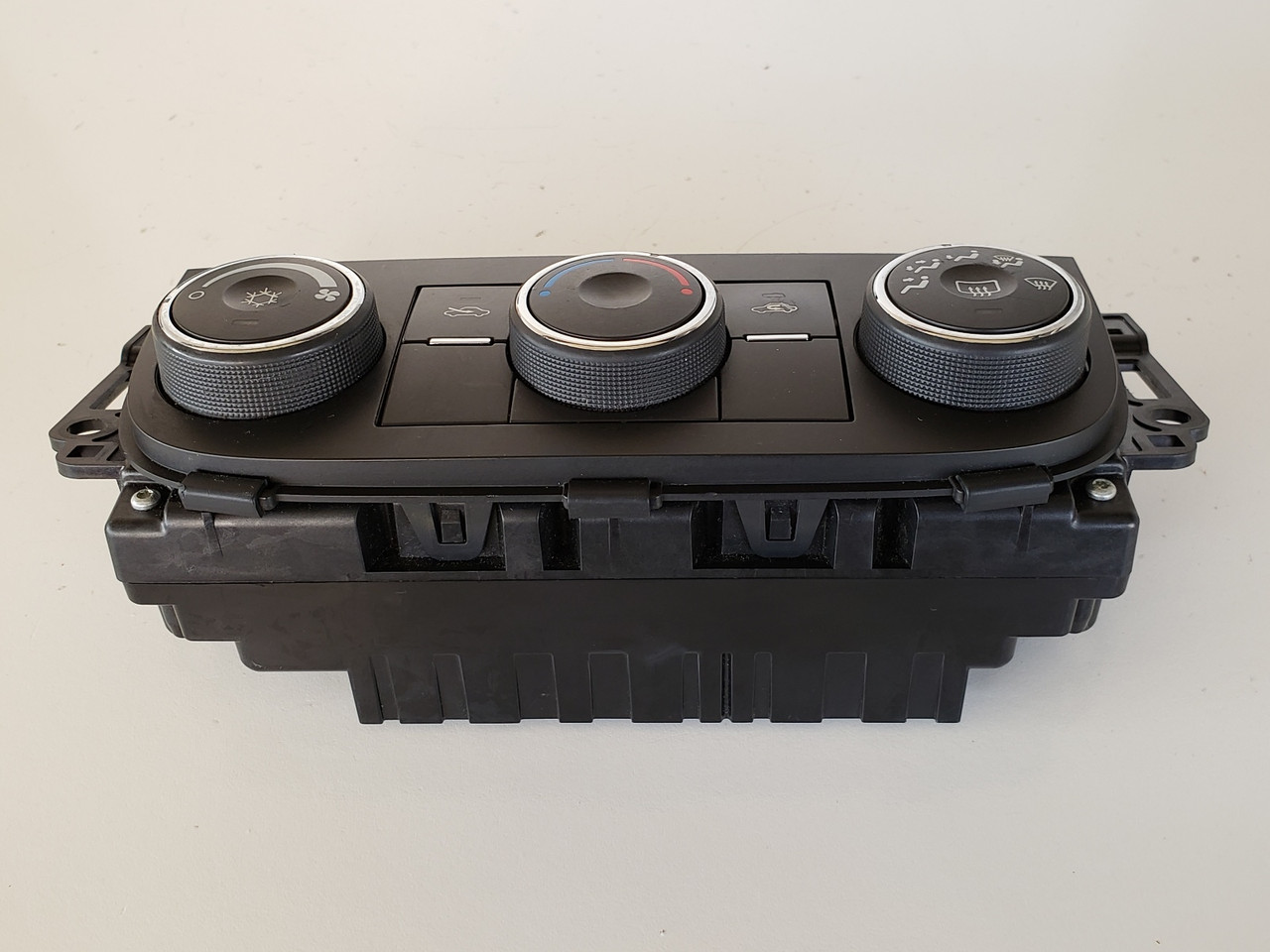 06-08 Chevy Impala 15909093 Climate Control Panel Temperature Unit A/C Heater