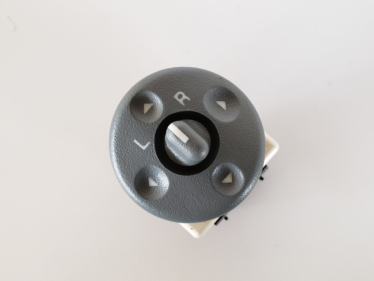 Chevy Blazer / Astro & C1500 Mirror Switch OEM