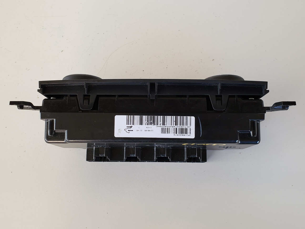 06-11 Chevy Impala 25810839 Climate Control Panel Temperature Unit A/C Heater