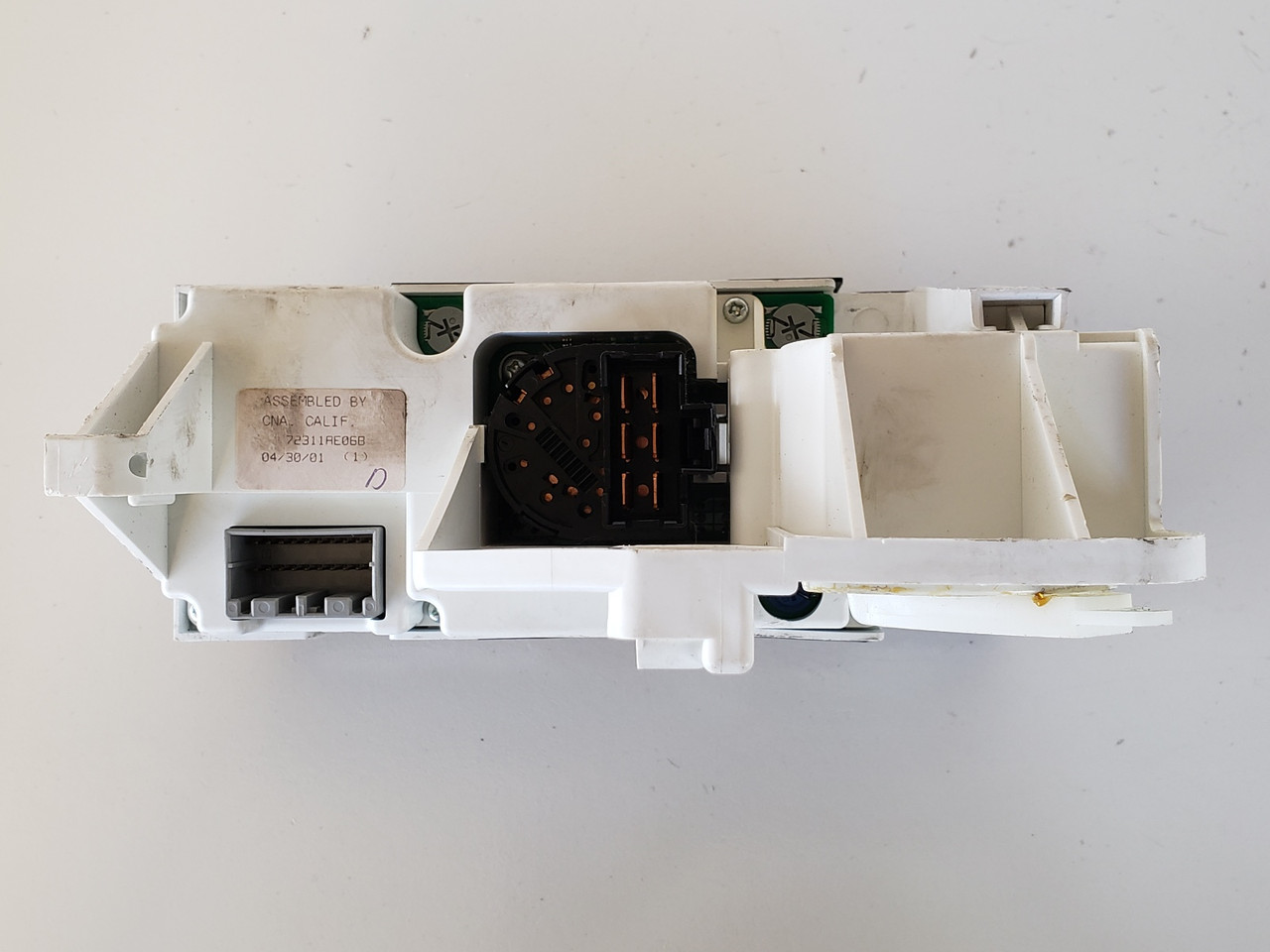 03 Subaru Baja 72311AE06B Climate Control Panel Temperature Unit A/C Heater
