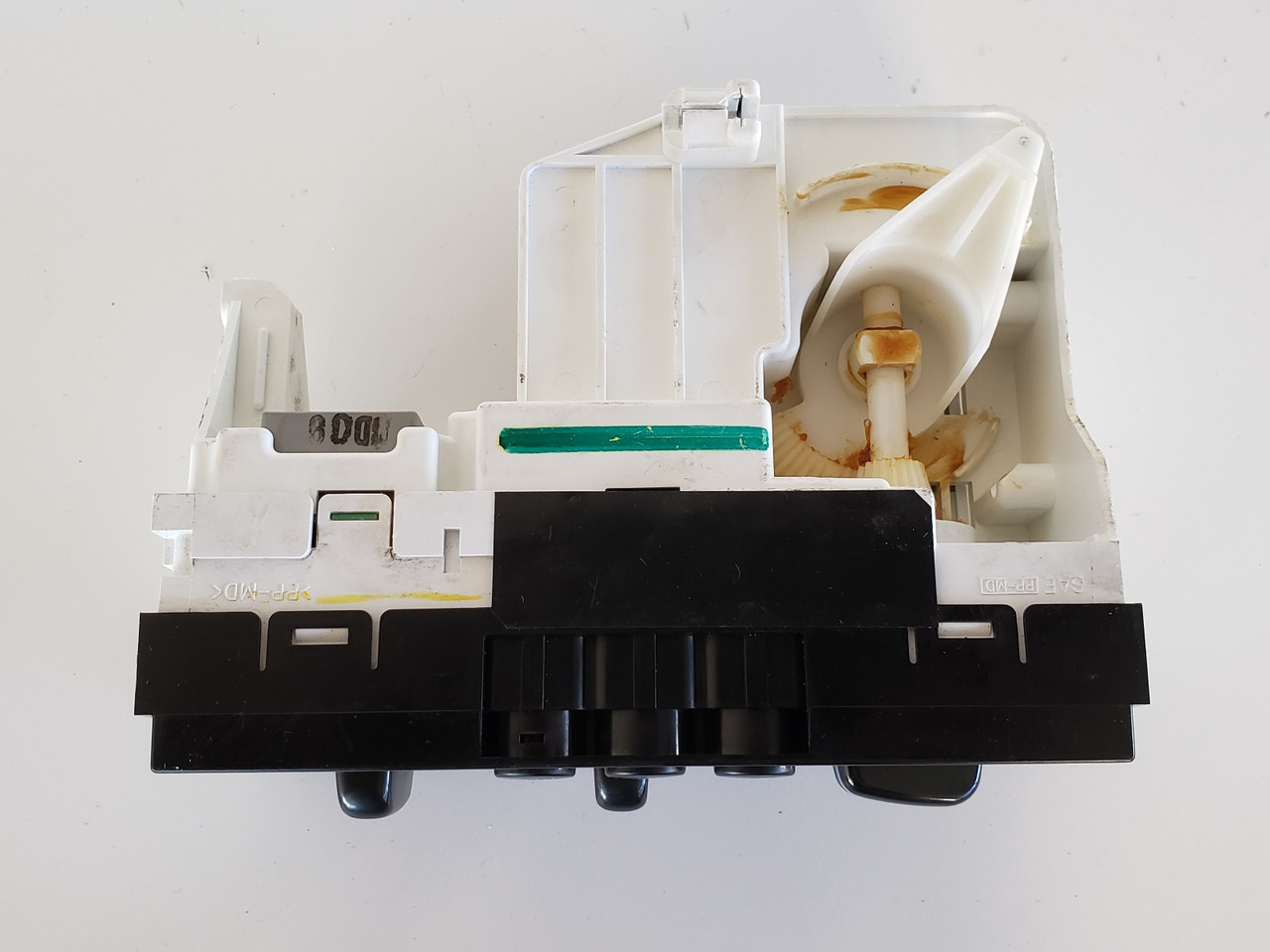 03 Subaru Baja 72311AE06B Climate Control Panel Temperature Unit A/C Heater