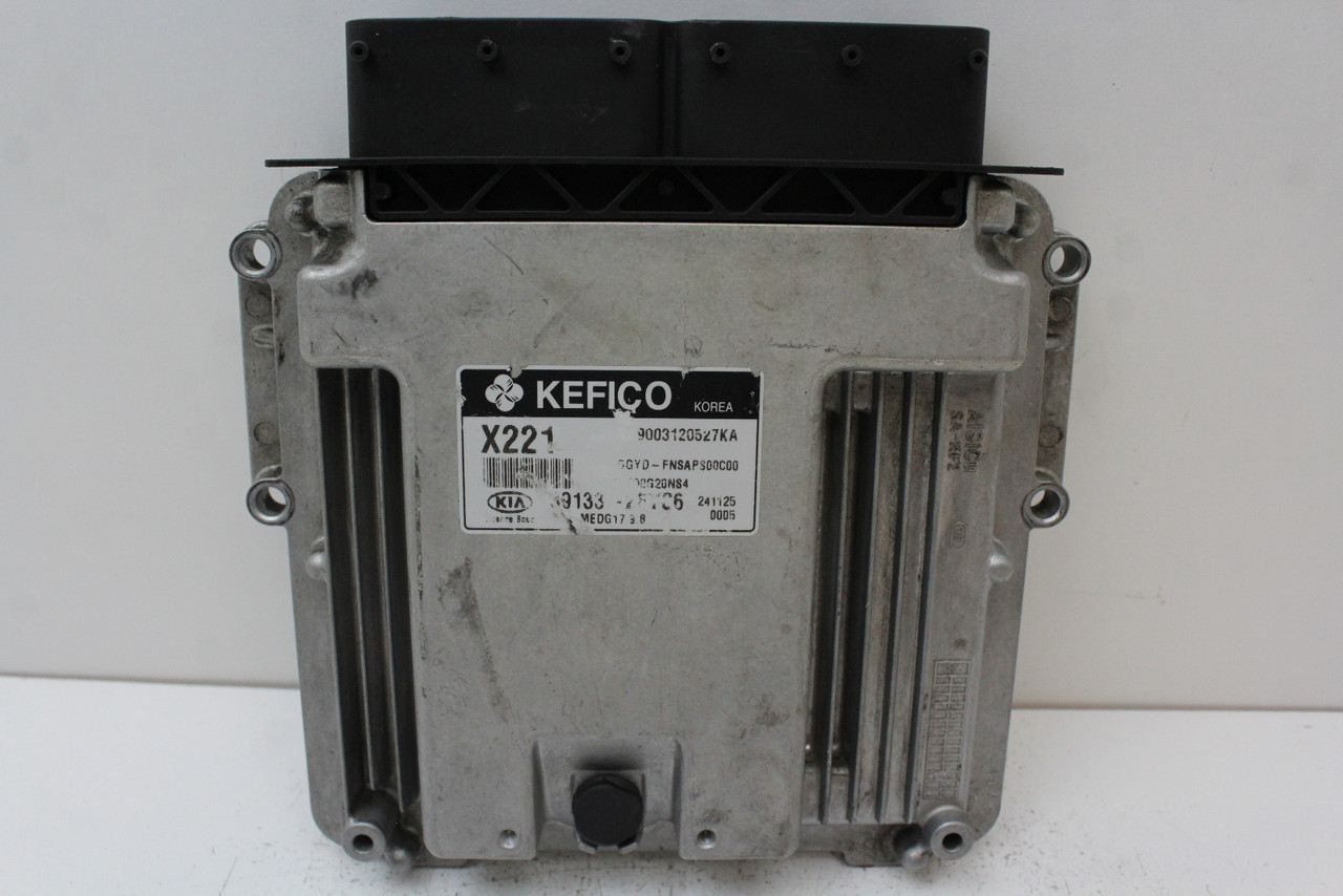 15 2015 Kia Forte 39133-2EYC6 Computer Brain Engine Control ECU ECM EBX Module