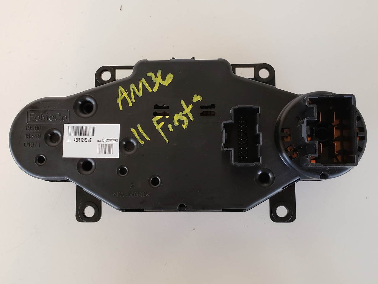 11-15 Fiesta AE83-19980-AE Climate Control Panel Temperature Unit A/C Heater