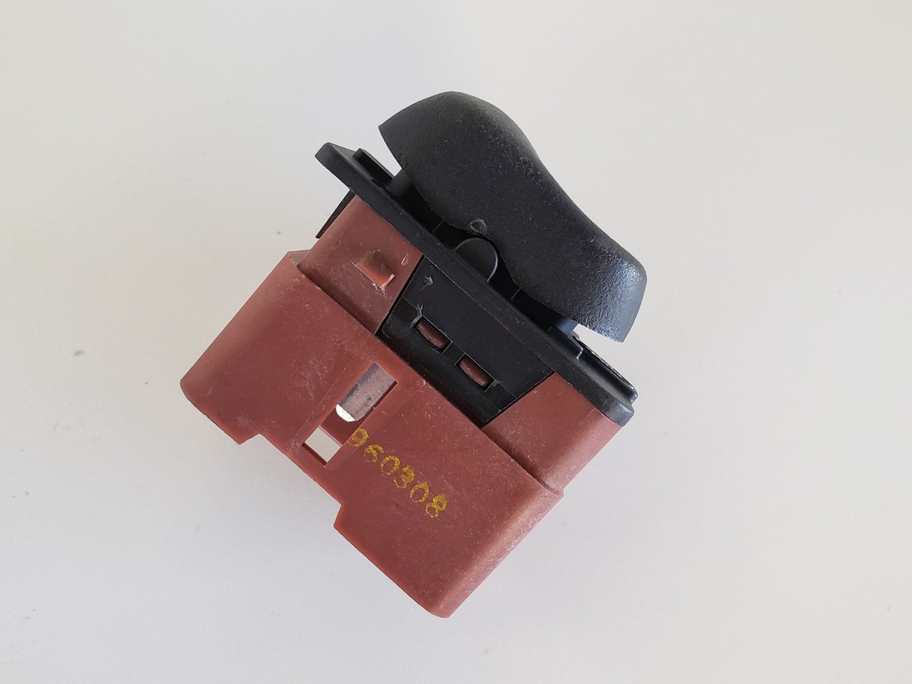 96-99 Ford Taurus F6DB-14963-AD Door Lock Switch OEM