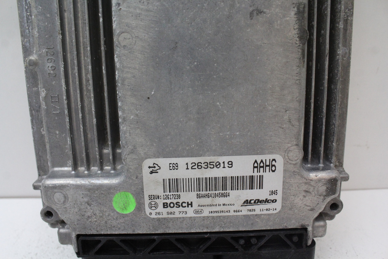 10 11 Buick Lacrosse 12617230 Computer Brain Engine Control ECU ECM EBX Module