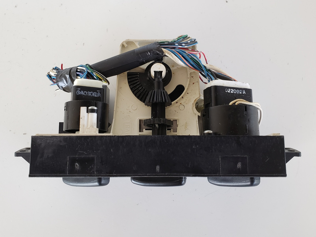 99-03 Toyota Solara 559100620 Climate Control Panel Temperature Unit A/C Heater 99-03 Toyota Solara 559100620 Climate Control Panel Temperature Unit A/C Heater