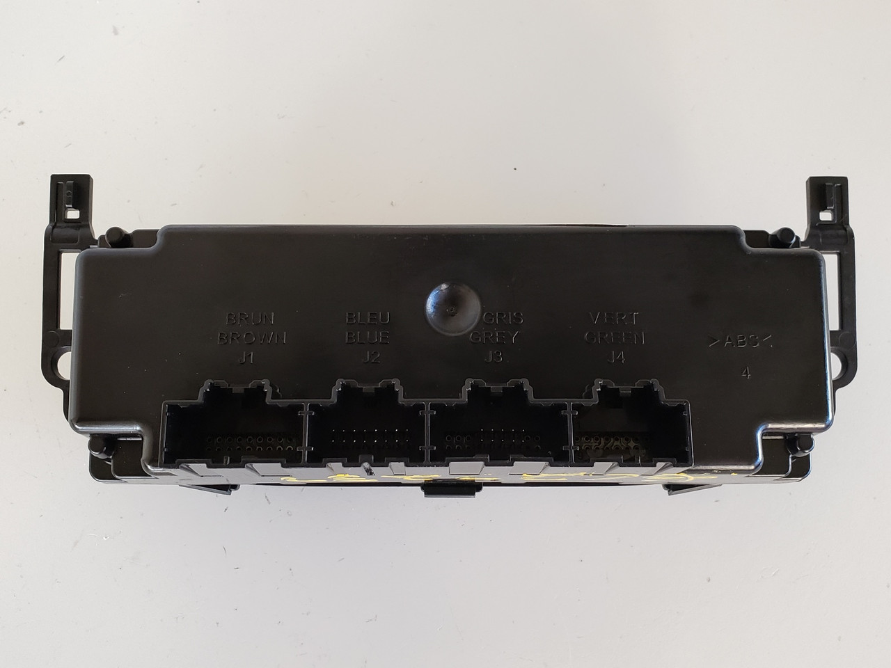 06-11 Chevy Impala 15843974 Climate Control Panel Temperature Unit A/C Heater