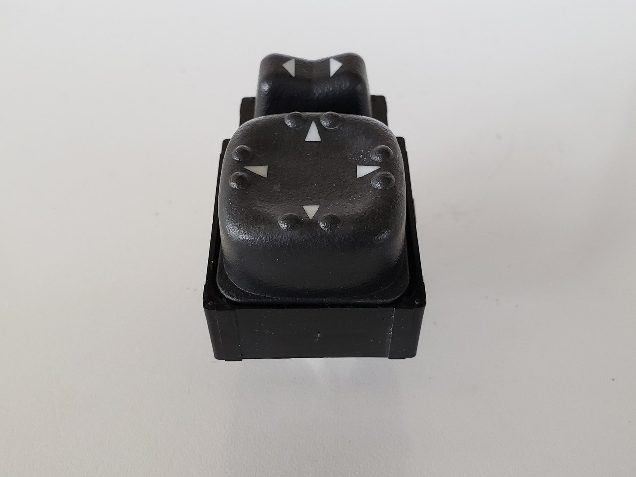 02 Chevrolet Chevy Avalanche 1500 15045085 Mirror Switch OEM