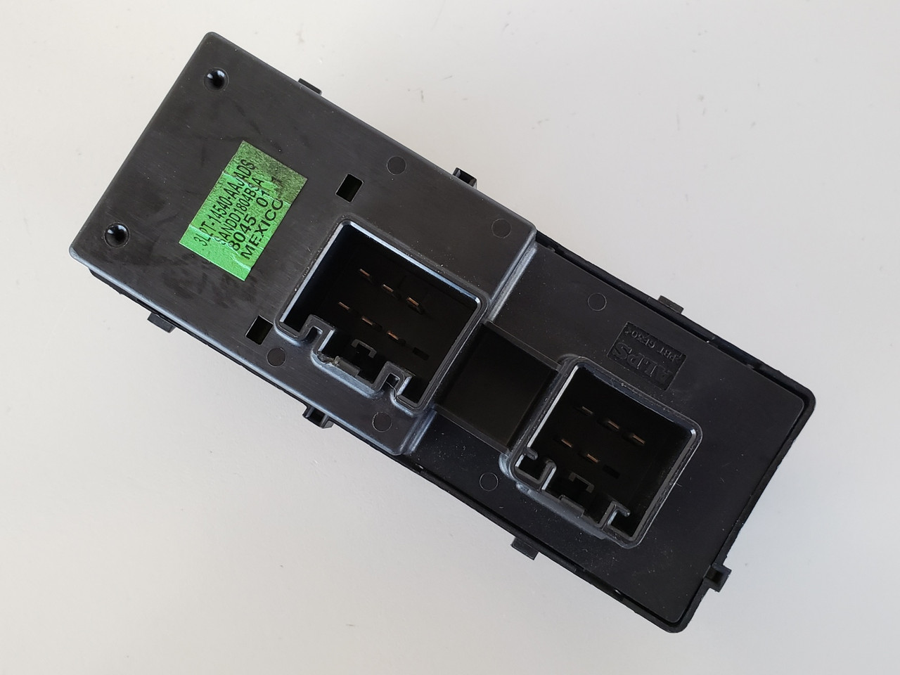 02-03 Ford Explorer 3L2T-14540-AAJADS Drivers Side Left Master Window Switch OEM