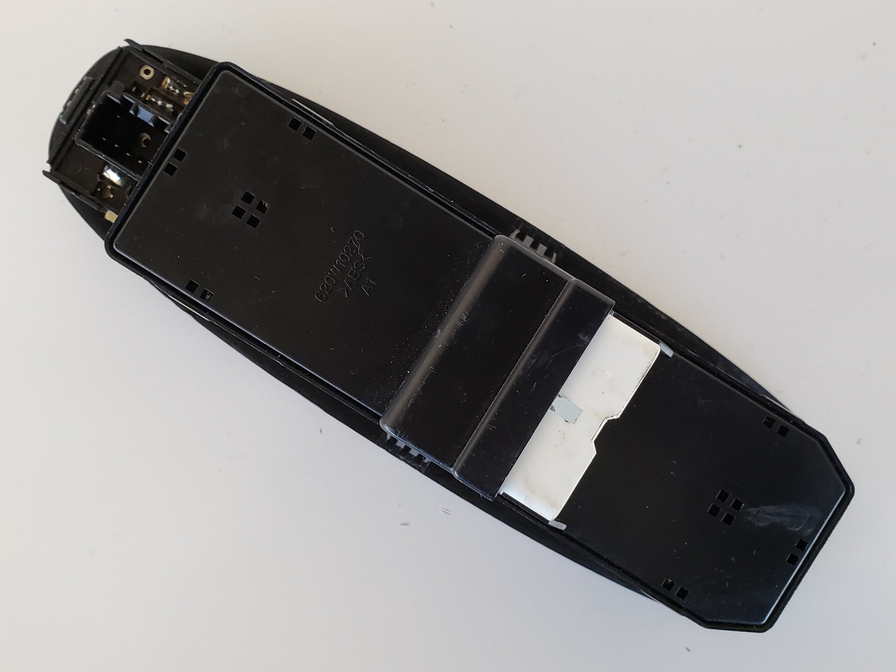 03-06 Hyundai Accent 93570-25000 Drivers Side Left Master Window Switch OEM