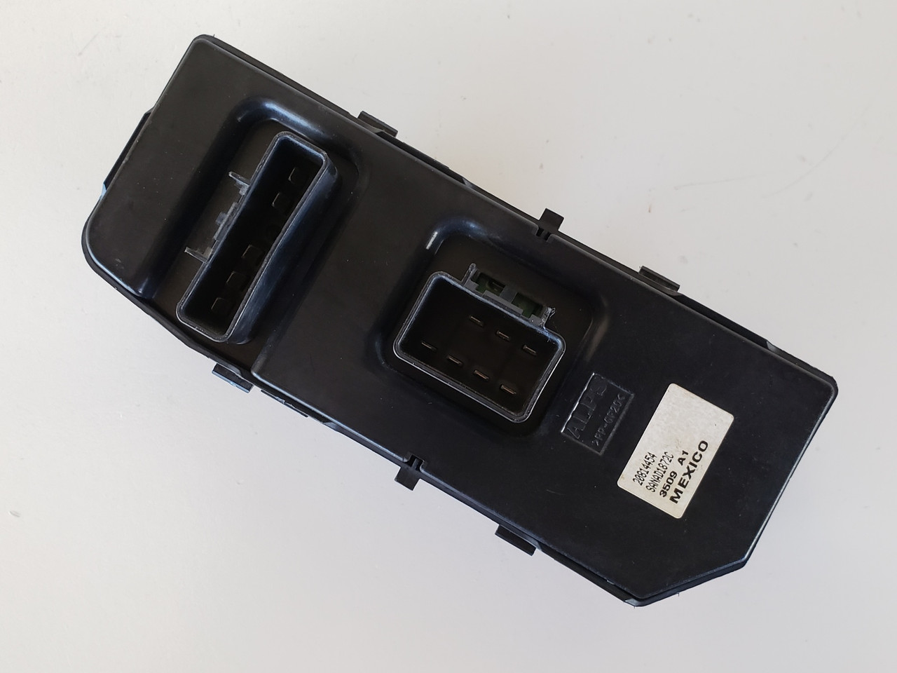05-10 Chevy Cobalt 20814454 Drivers Side Left Master Window Switch OEM