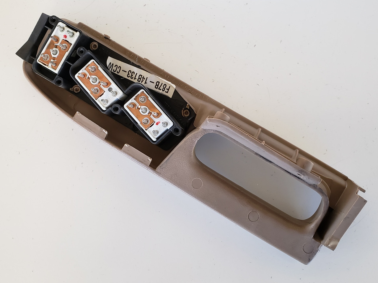 99-00 Ford Explorer F87B-14B133-CCW Drivers Side Left Master Window Switch OEM