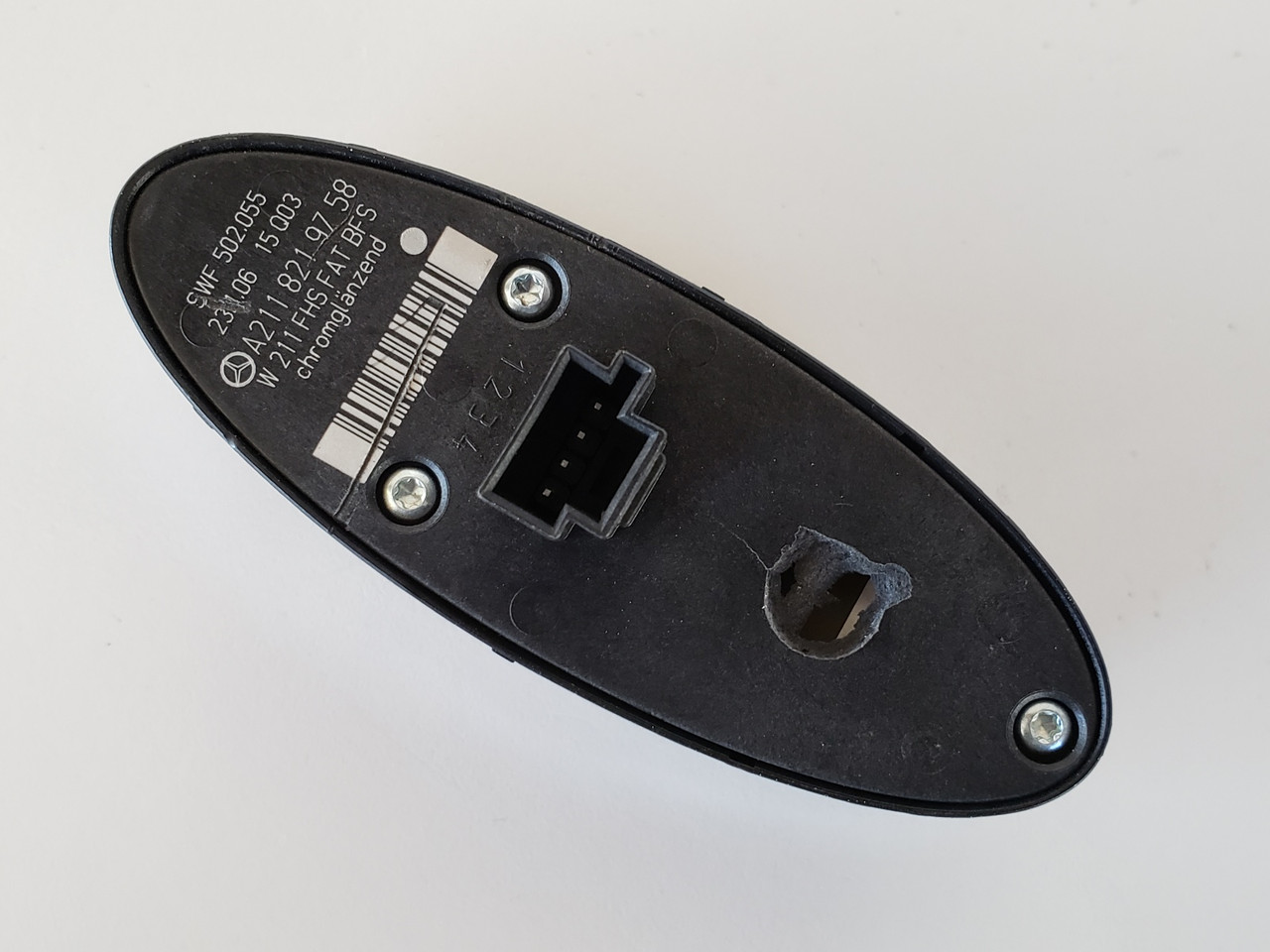 06 Mercedes Benz E Class A2118219758 Right Front  Passenger Window Switch OEM