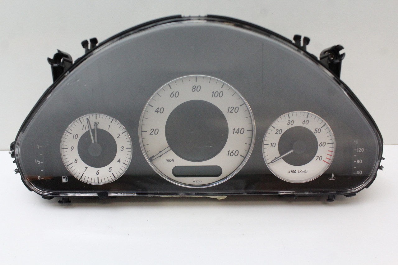 09 2009 Mercedes E550 A2114406911 Speedometer Head Instrument Cluster Gauges 71K