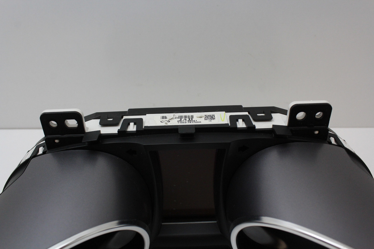 2014 14 Hyundai Santa Fe 94011-B8051 Speedometer Instrument Cluster Gauges 26K