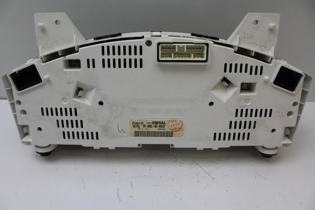 2005 05 Jeep Grand Cherokee 56010589AL Speedometer Instrument Cluster Gauges 93K