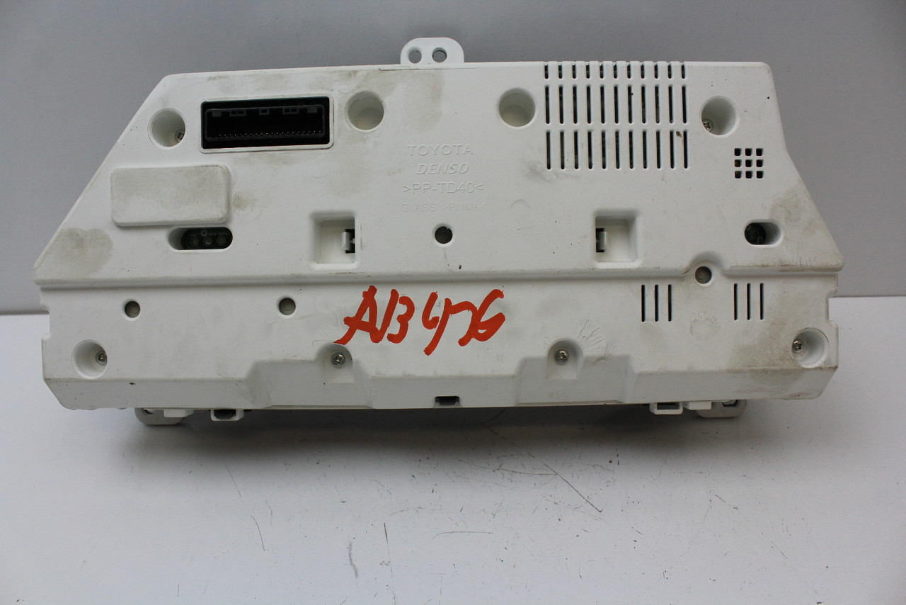 09 10 Toyota Matrix 83800-02U00 Speedometer Head Instrument