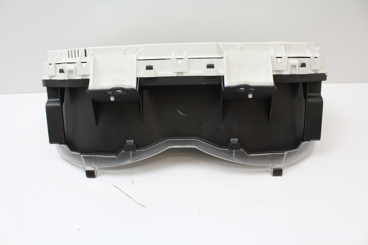 2010 10 Toyota Corolla 83800-02V61-00 Speedometer Instrument Cluster Gauges 82K