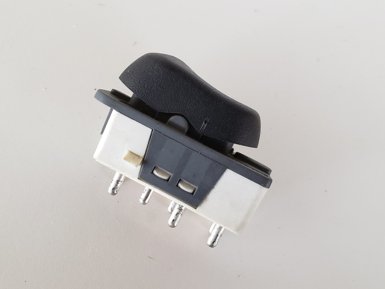 Ford / Mercury F87B-14529-BAW Auto Window Switch OEM