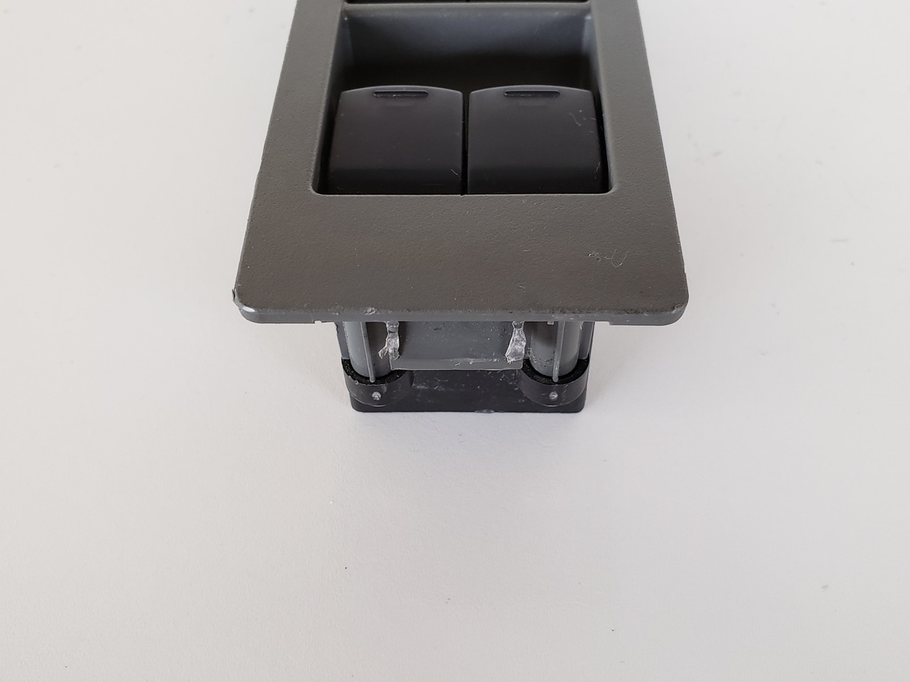 04-14 Titan Crew Cab 25401 7S200 Drivers Side Left Master Window Switch OEM