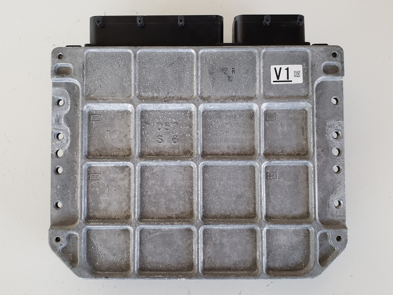 2014 Toyota Prius 89661-47560 Computer Brain Engine Control ECU ECM EBX Module